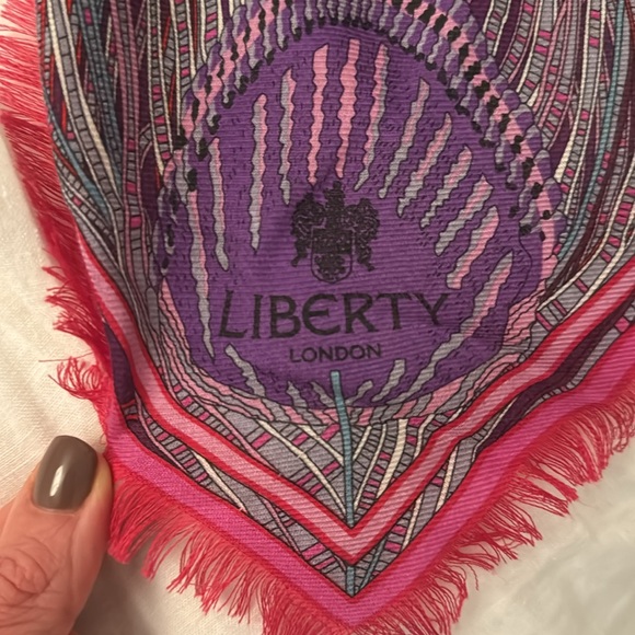 Cashmere Scarf 140x140 - Picture 4 of 4